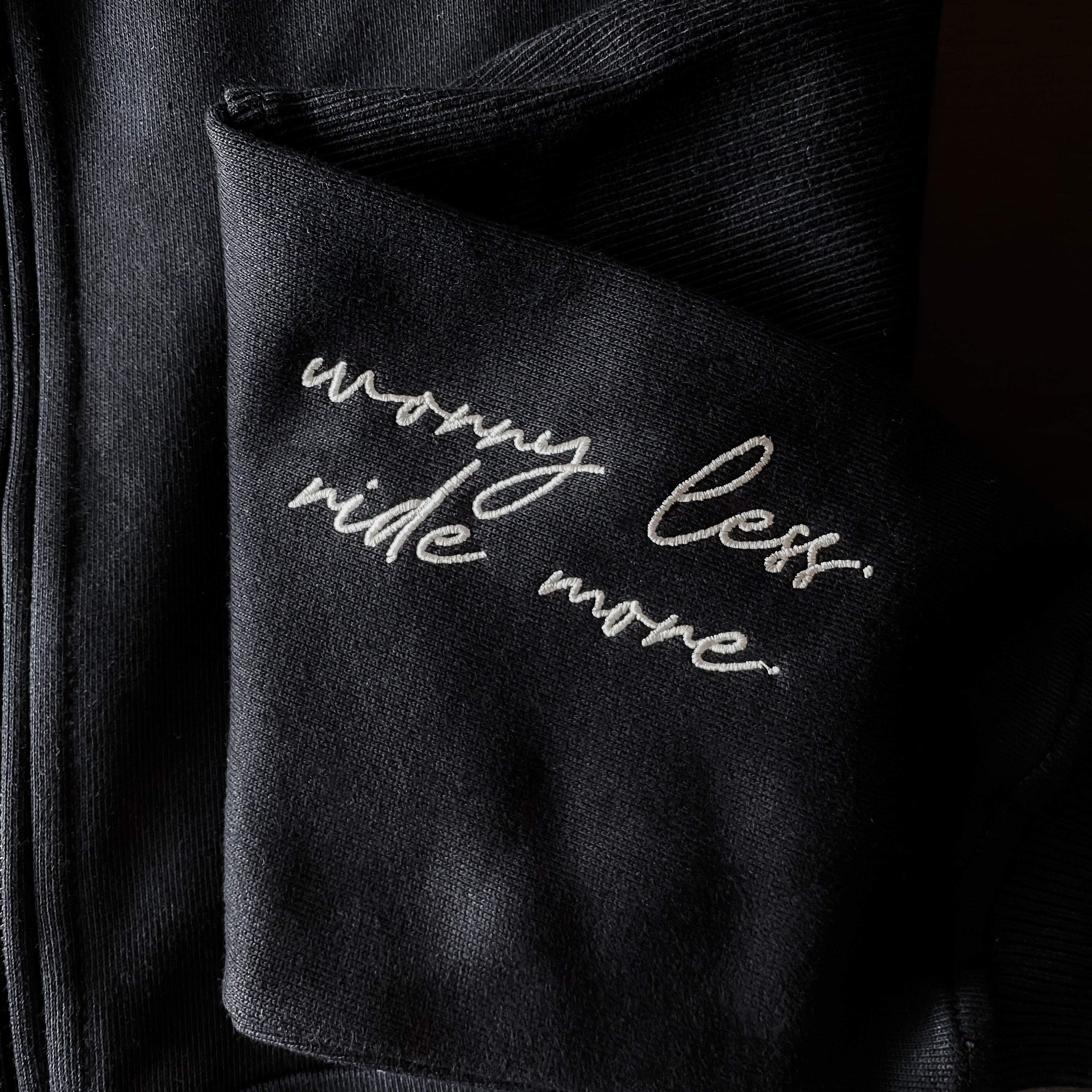 Sweatshirt 'Worry Less'