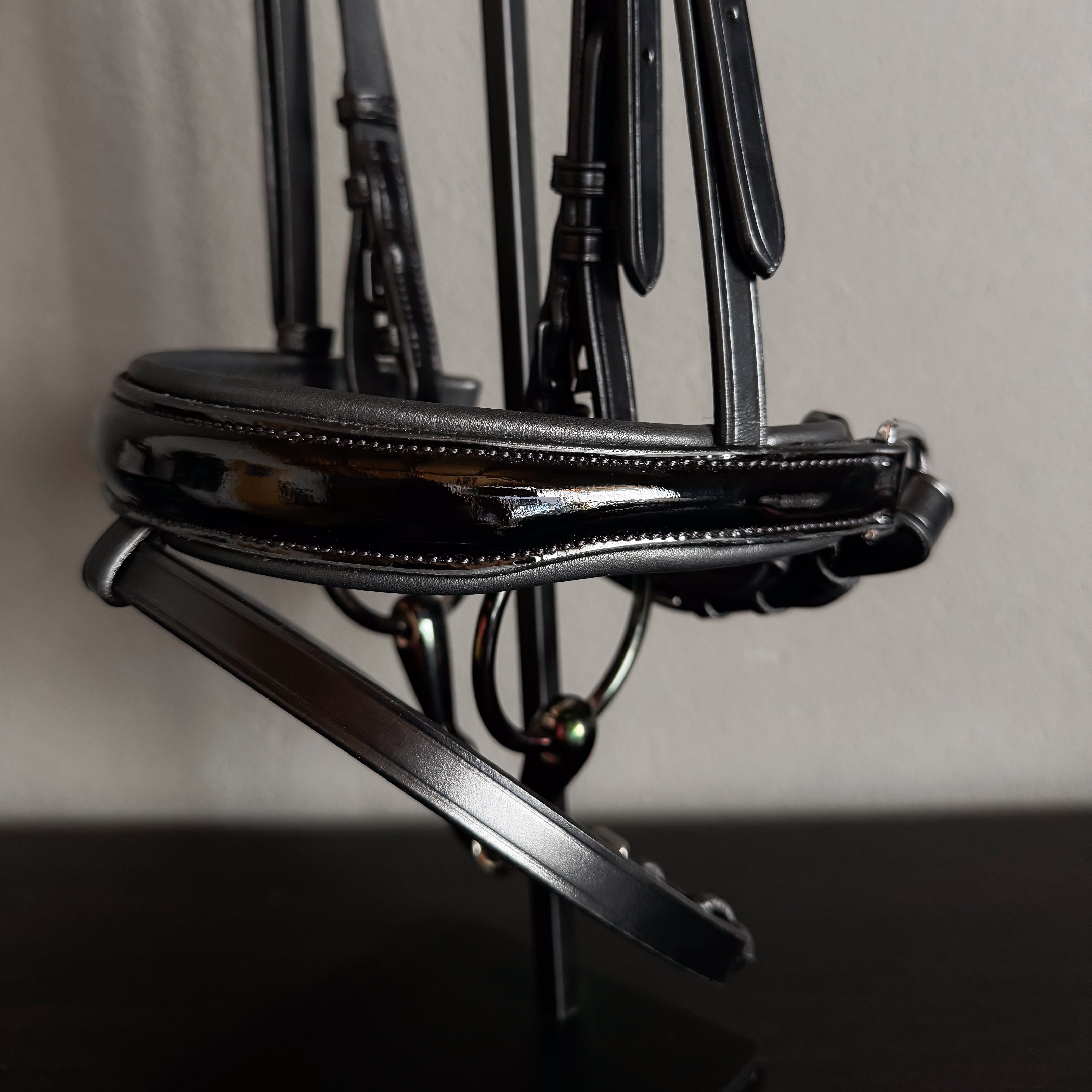 Nasenriemen 'Glossy'