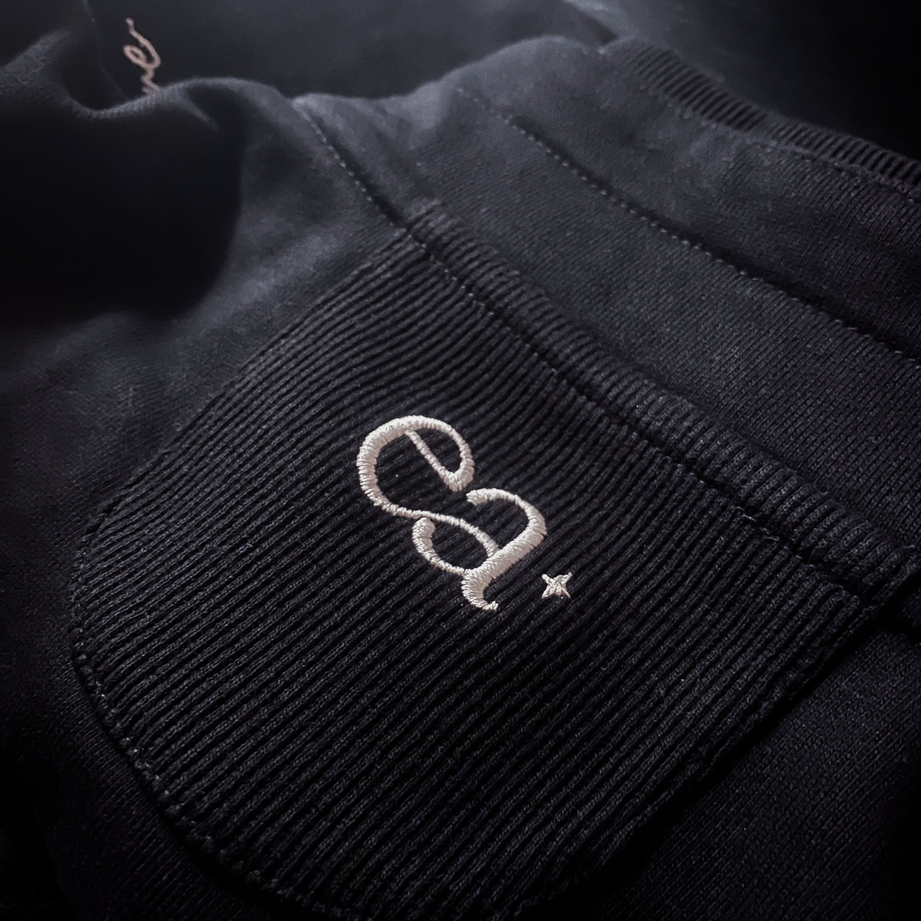 Sweatshirt 'Worry Less'